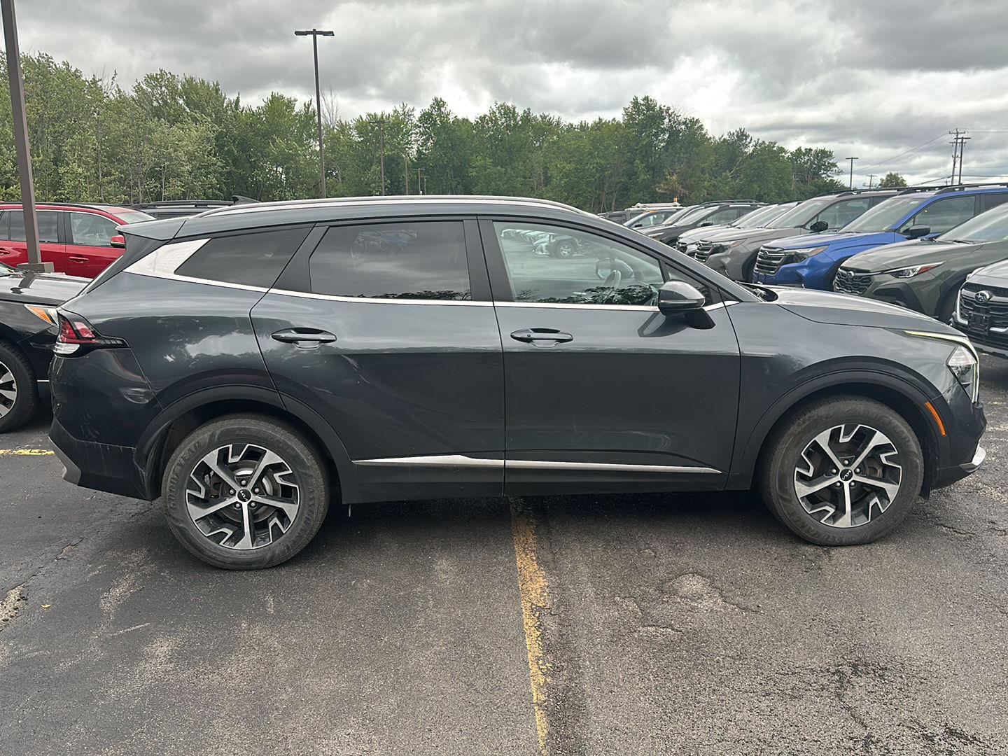 Used 2023 Gravity Gray Kia EX image 7