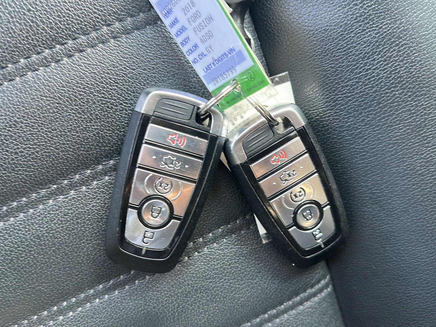 Used 2018 Magnetic Ford SE image 19