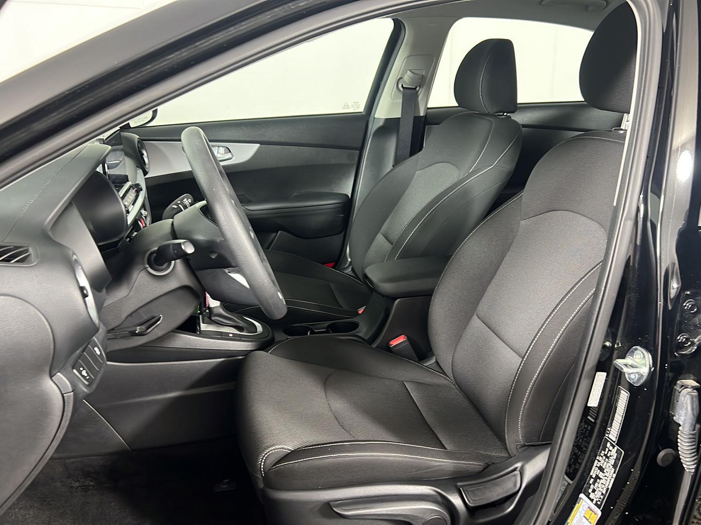 Certified Used 2023 Aurora Black Pearl Kia LXS image 12