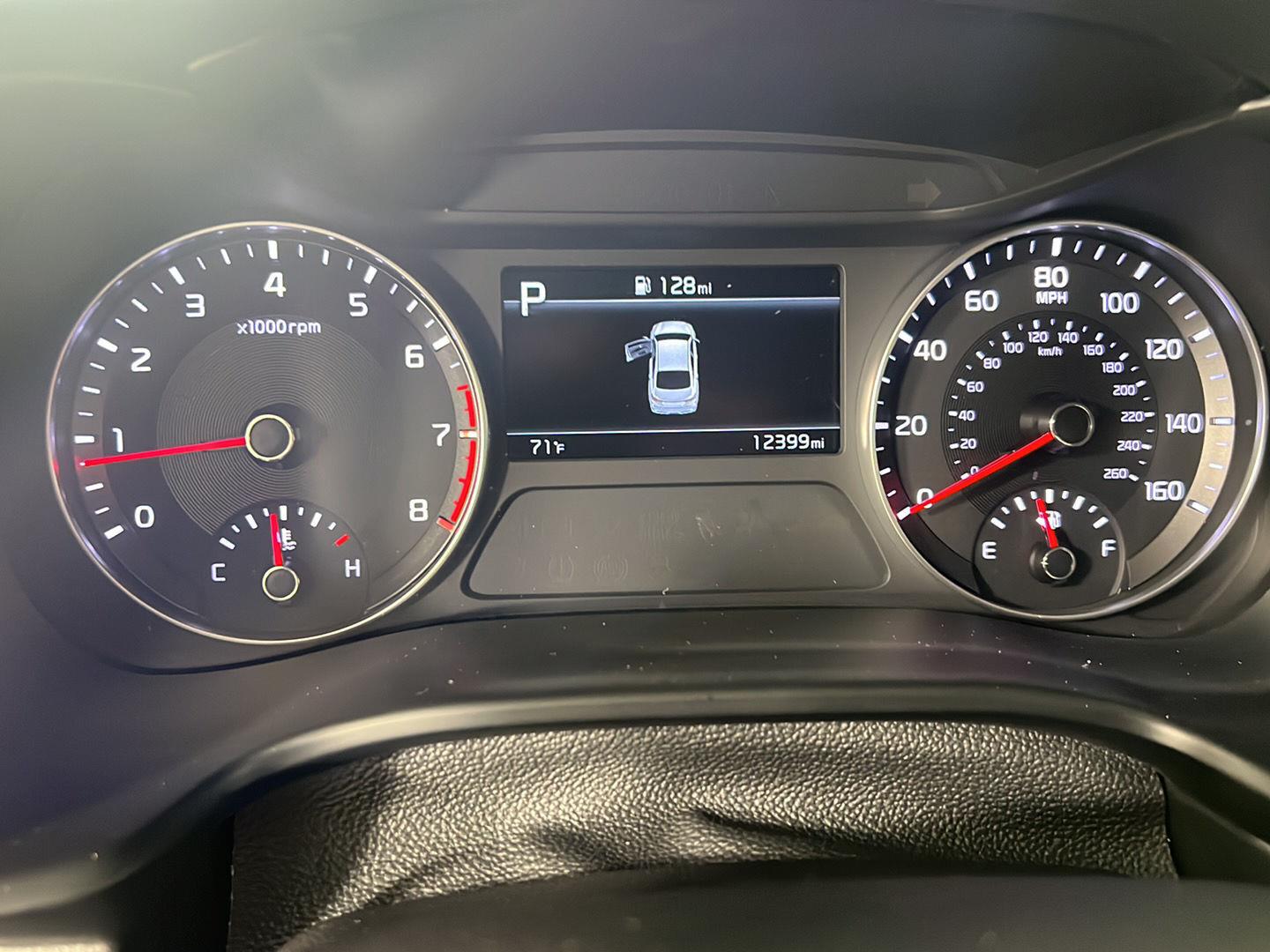 Certified Used 2023 Aurora Black Pearl Kia LXS image 17