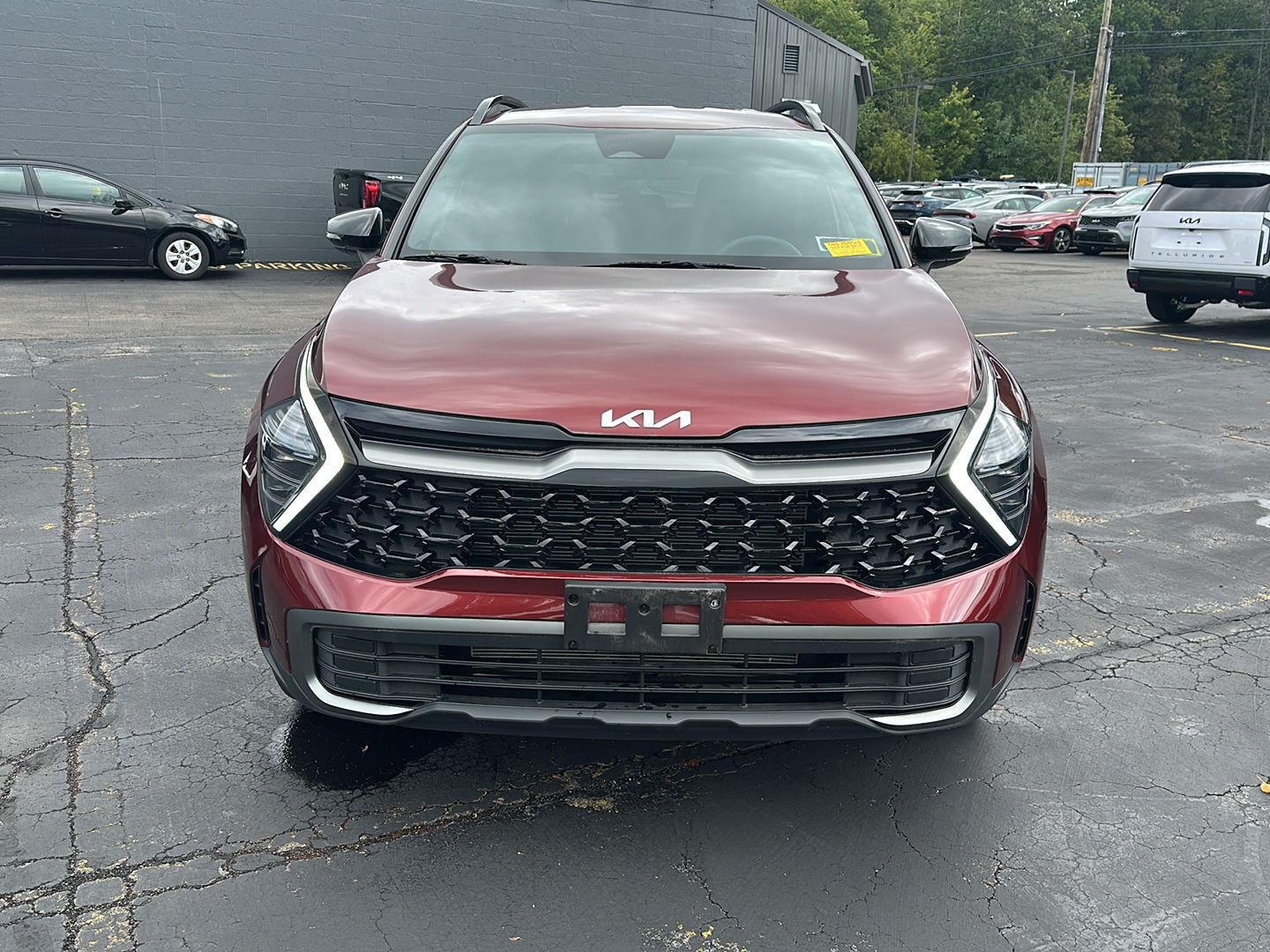 Certified Used 2024 Dawning Red Kia X-Line image 4