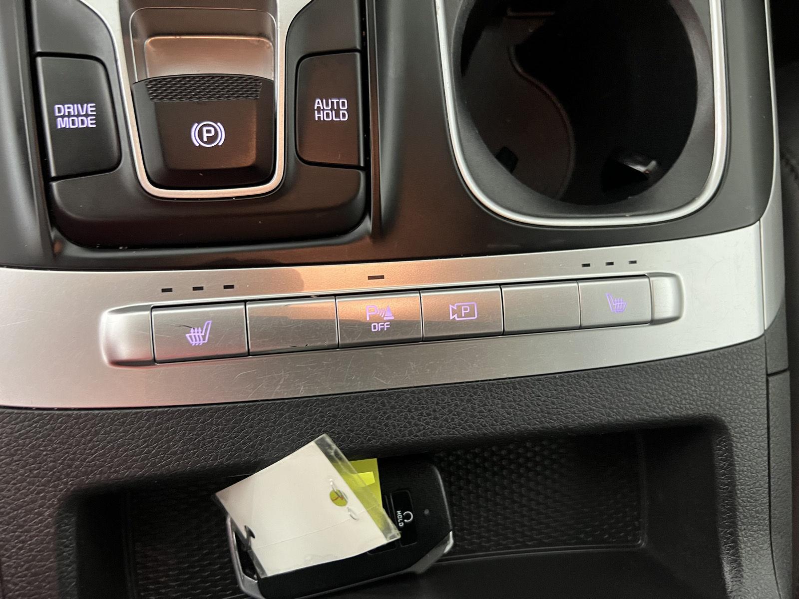 Certified Used 2024 Snow White Pearl Kia LX image 10