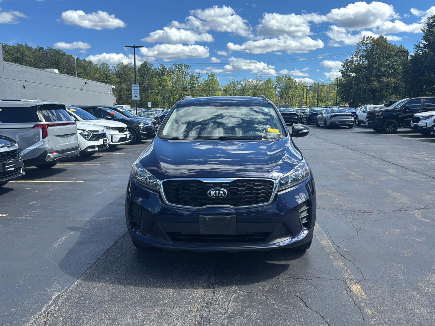 Used 2019 Imperial Blue Kia S V6 image 2