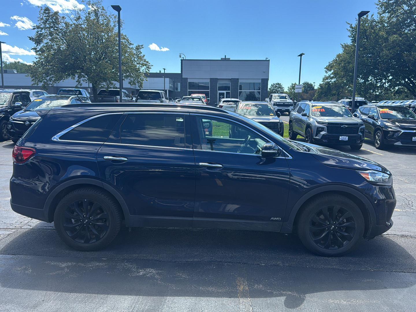 Used 2019 Imperial Blue Kia S V6 image 8