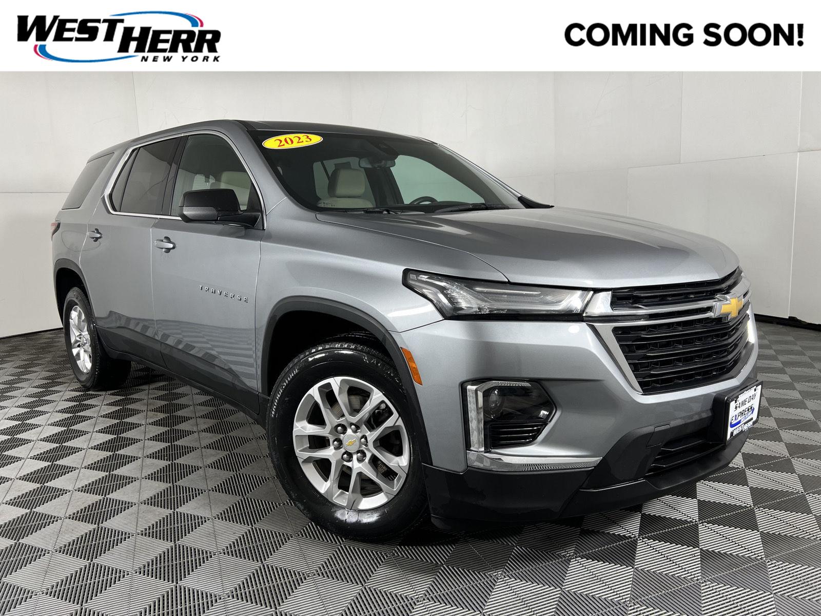 2023 Chevrolet Traverse LS