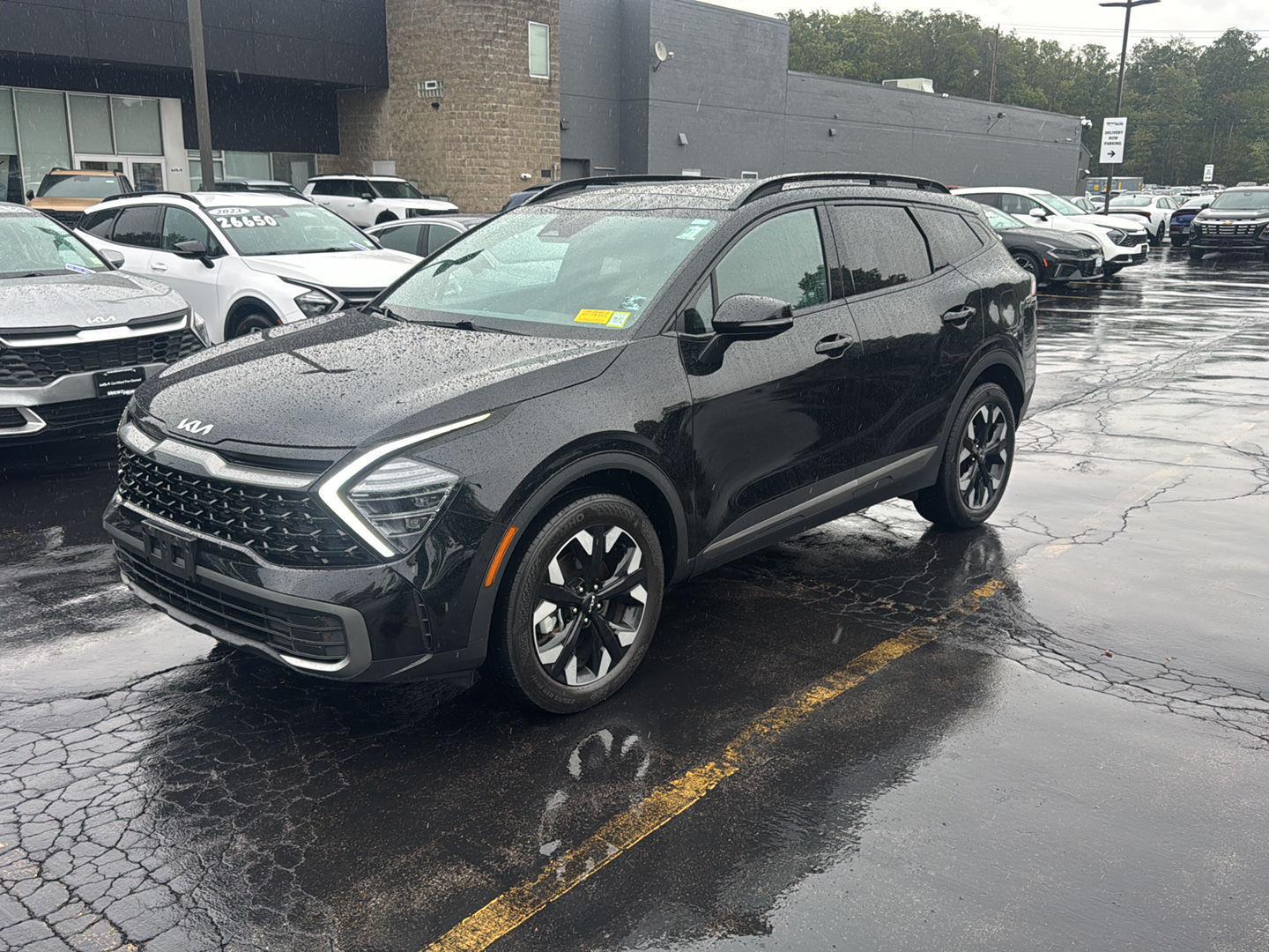 Certified Used 2024 Ebony Black Kia X-Line image 4
