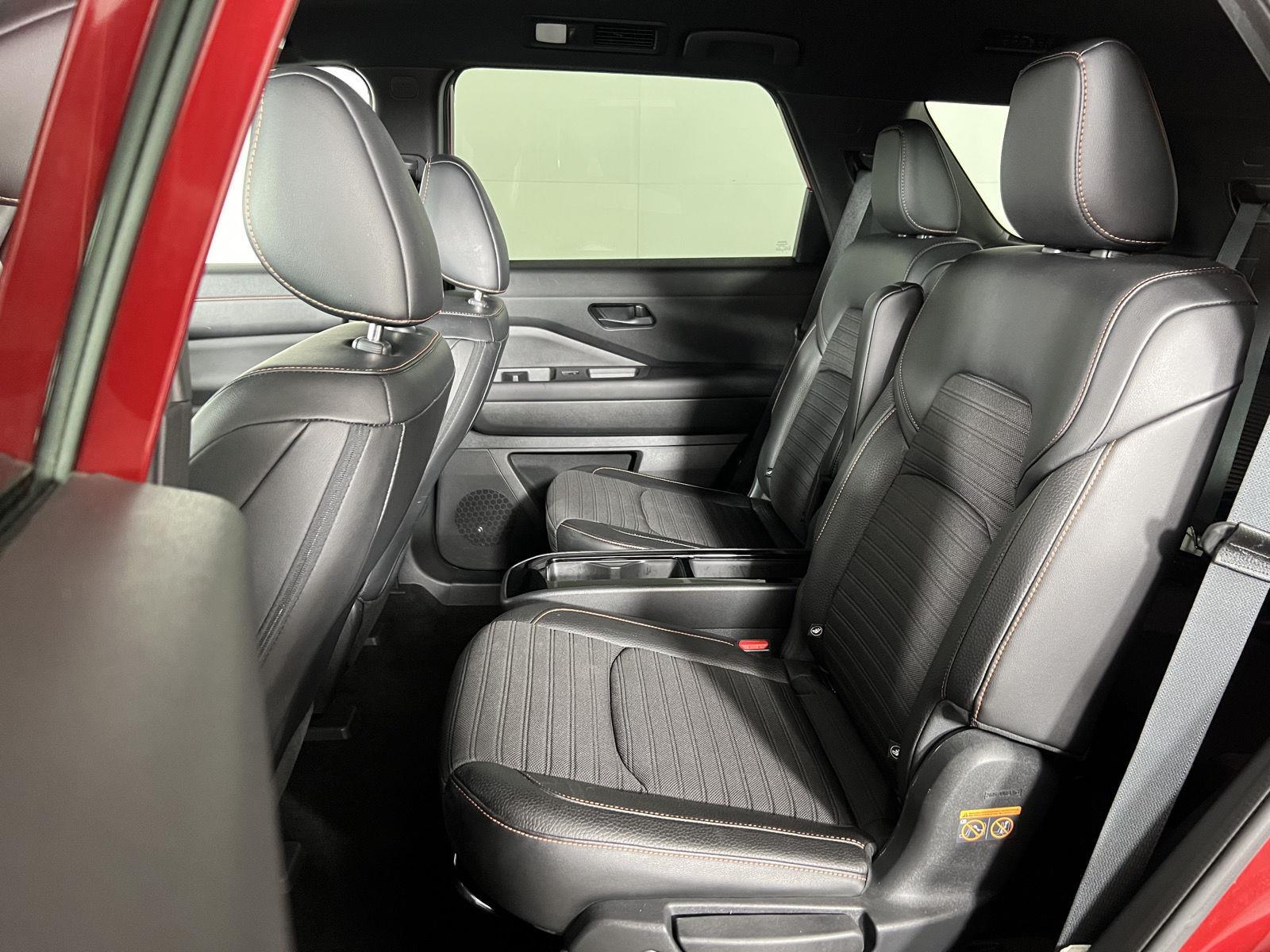 Used 2023 Scarlet Ember Tintcoat Nissan Rock Creek image 31