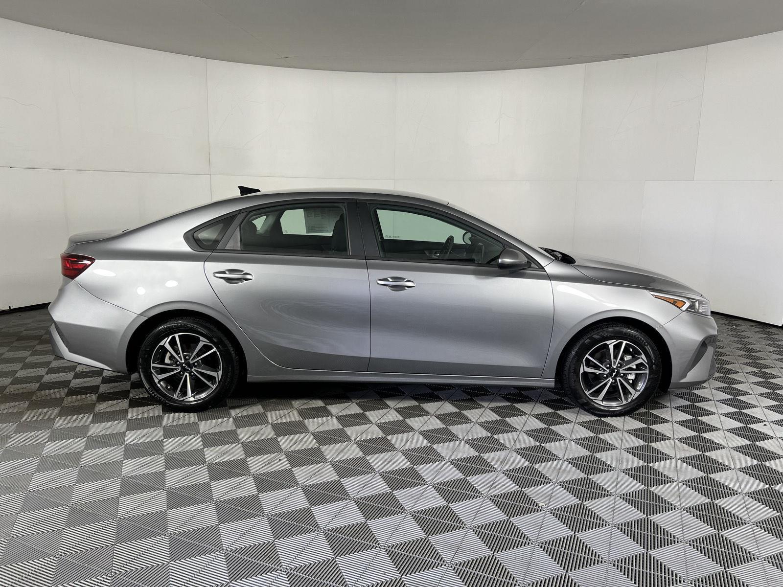 Certified Used 2024 Steel Gray Kia LXS image 12