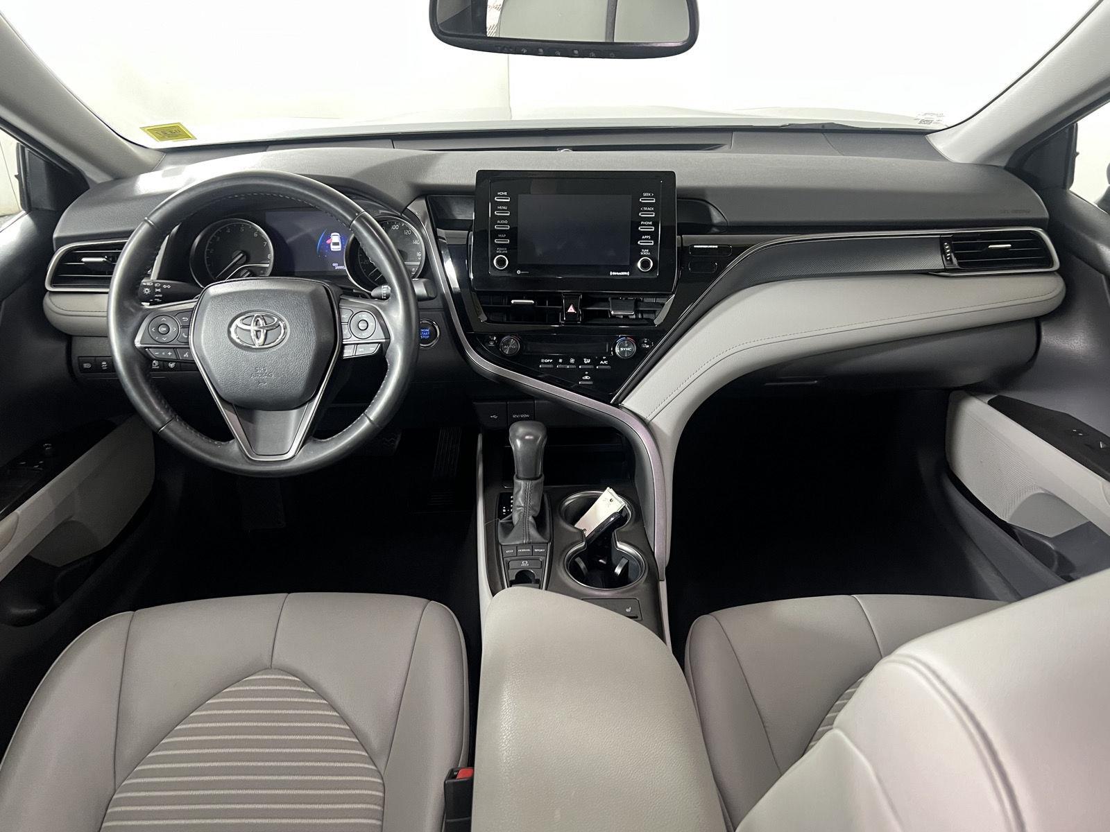 Used 2022 Celestial Silver Metallic Toyota SE image 27
