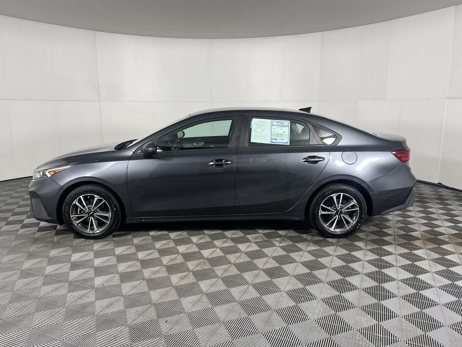 Certified Used 2024 Gravity Gray Kia LXS image 6