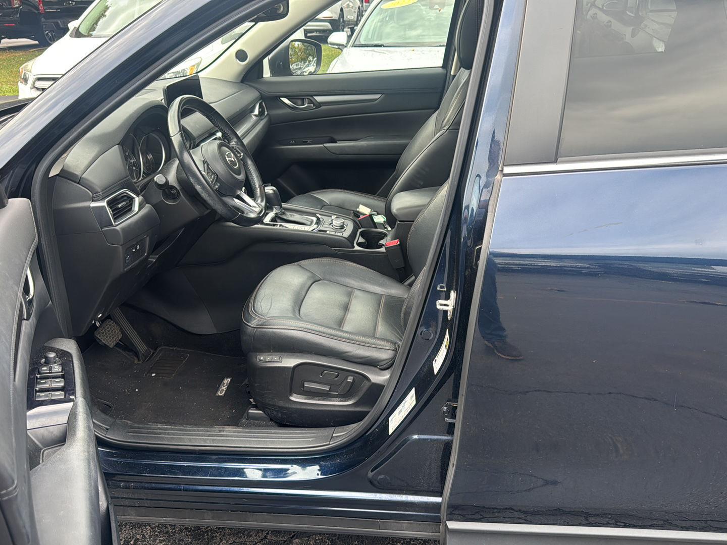 Used 2021 Deep Crystal Blue Mica Mazda Touring image 10