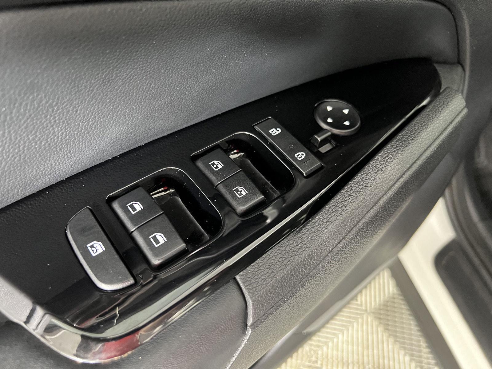 Certified Used 2023 Snow White Pearl Kia EX image 13