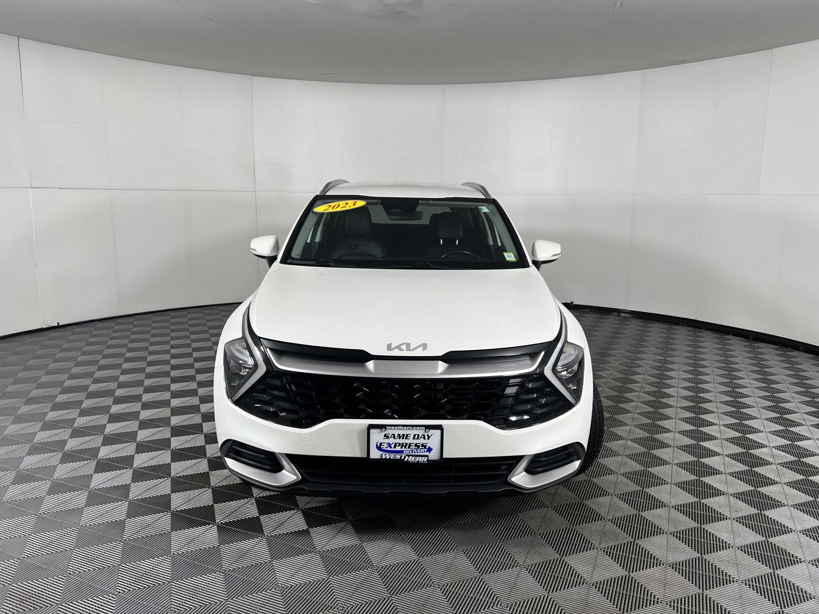 Certified Used 2023 Snow White Pearl Kia EX image 2