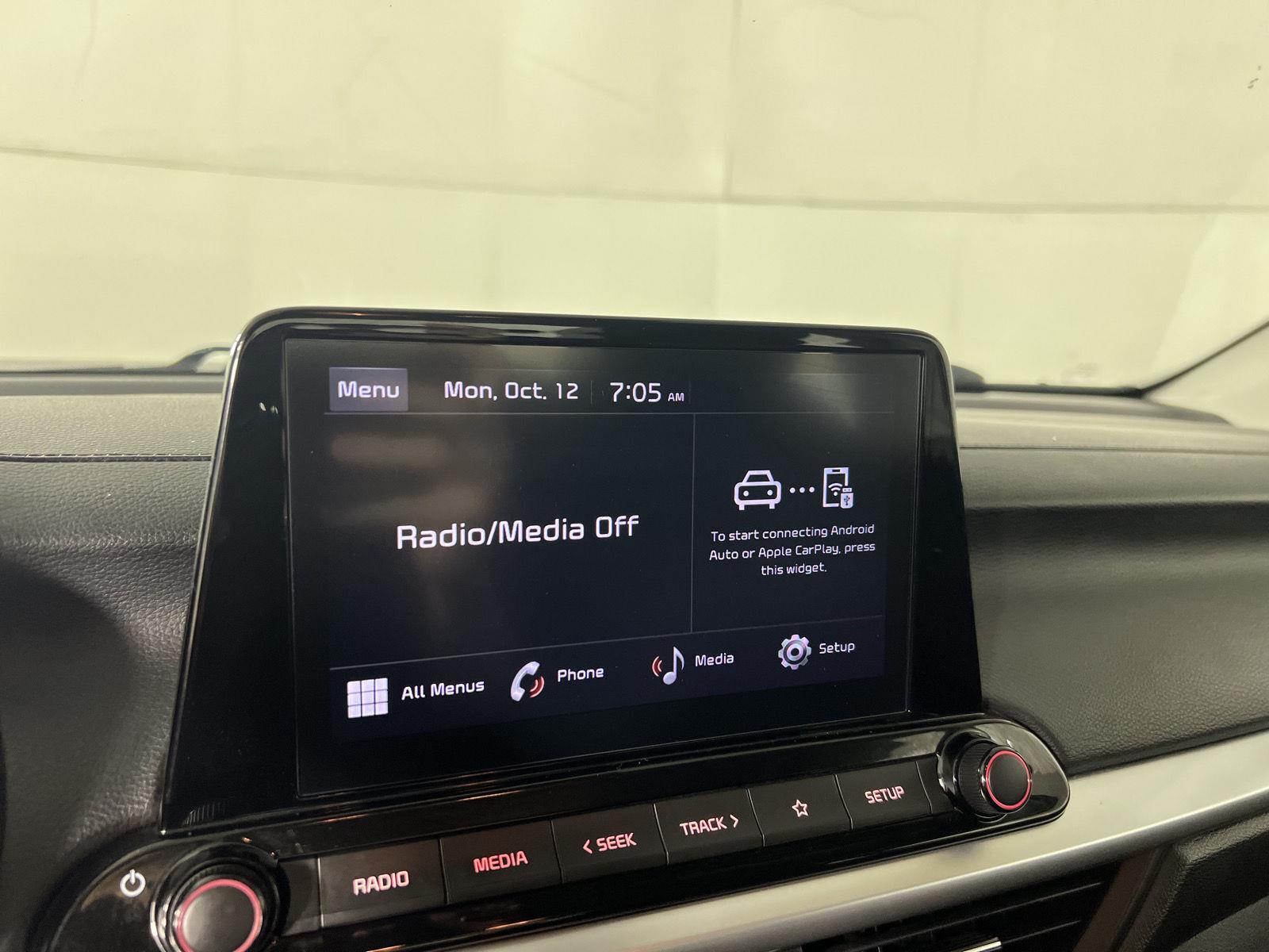 Certified Used 2024 Snow White Pearl Kia LXS image 17