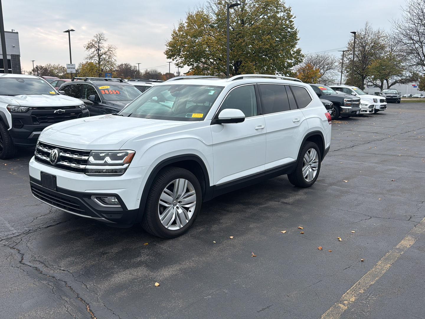 Used 2019 Wh Volkswagen  image 5
