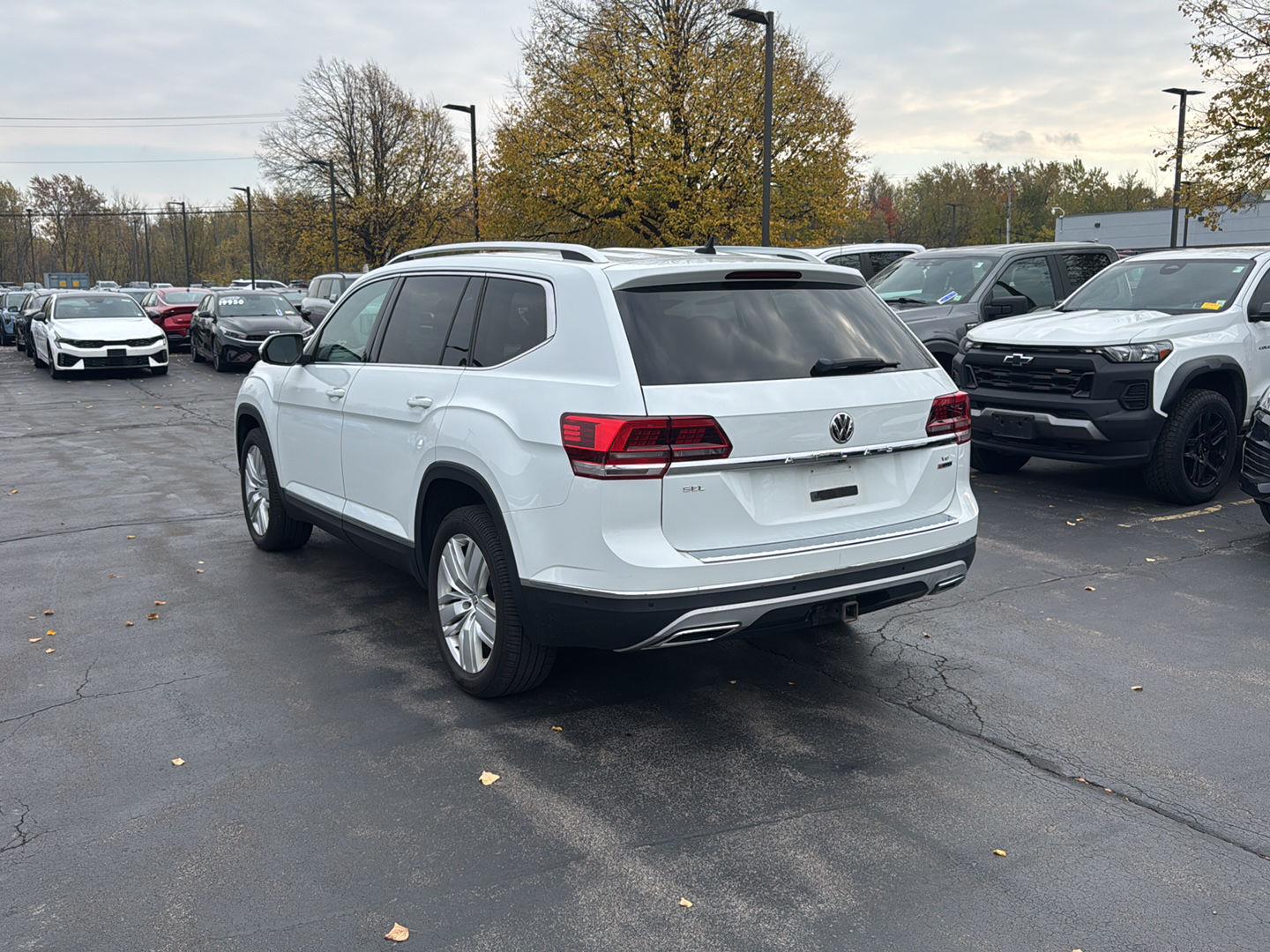 Used 2019 Wh Volkswagen  image 7