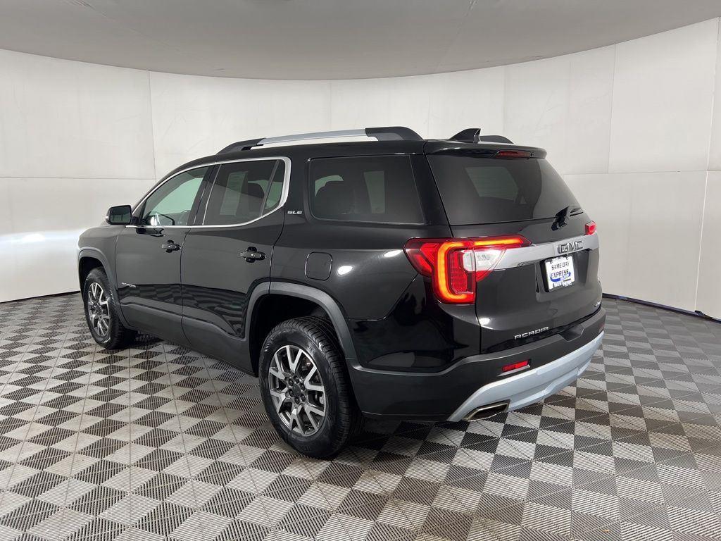 Used 2023 Ebony Twilight Metallic GMC SLE image 4