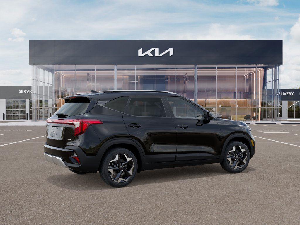 New 2026 Fusion Black Kia S image 6