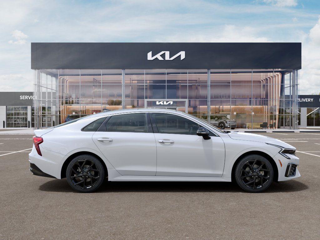 New 2026 Snow White Pearl Kia GT-Line image 7