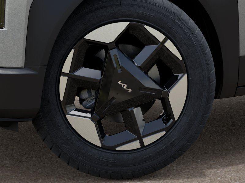 New 2027 Ivory Silver KIA  image 9