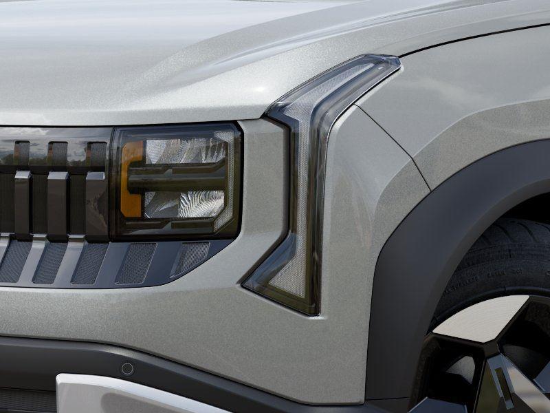New 2027 Ivory Silver KIA  image 10