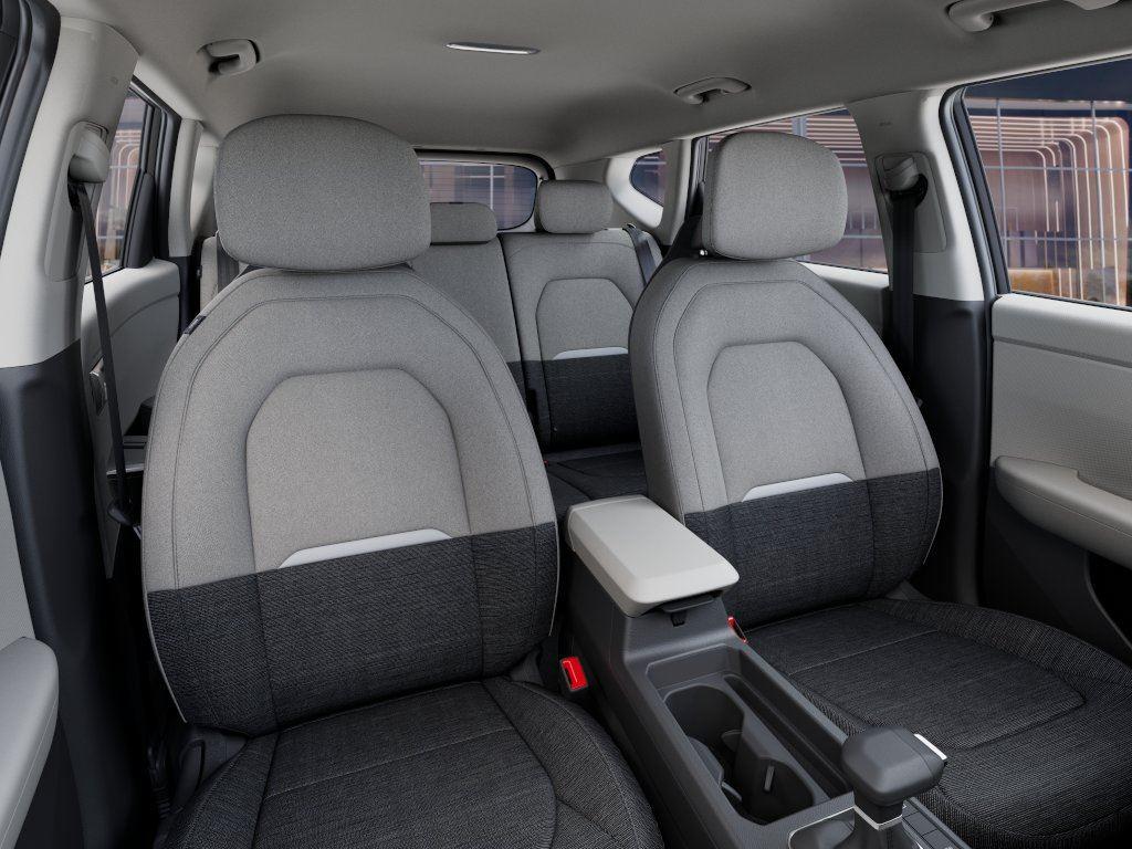 New 2027 Ivory Silver KIA  image 15