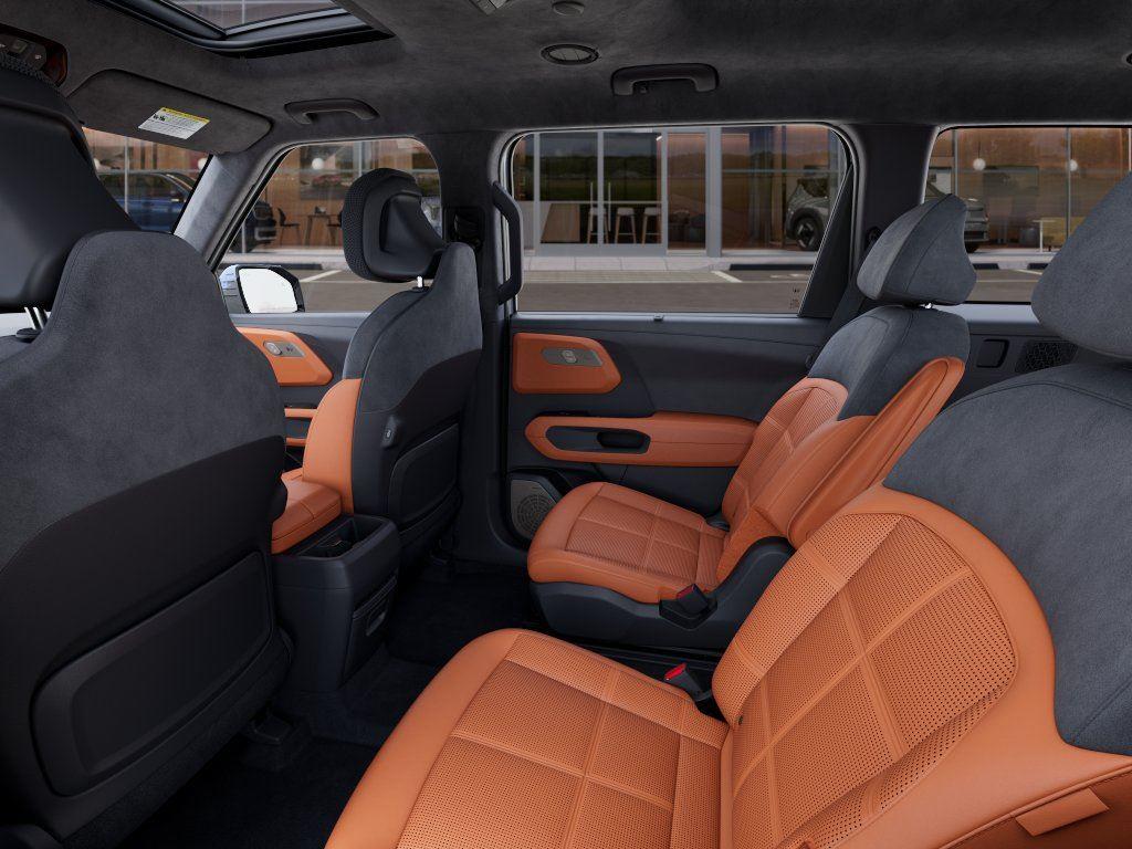 New 2027 Glacial White Pearl KIA SX Prestige image 18