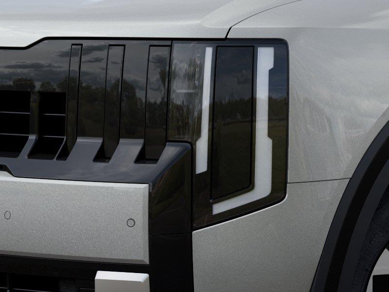 New 2027 Ivory Silver Kia EX image 10