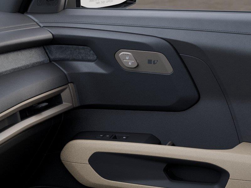 New 2027 Ivory Silver Kia EX image 25