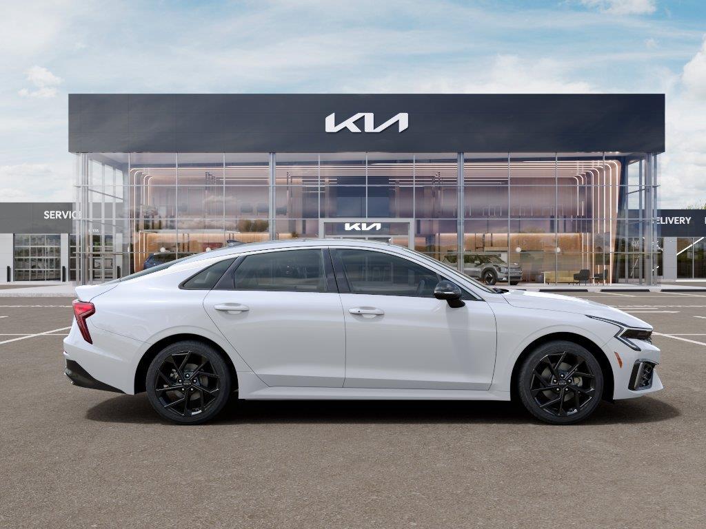 New 2027 Snow White Pearl Kia GT-Line image 7