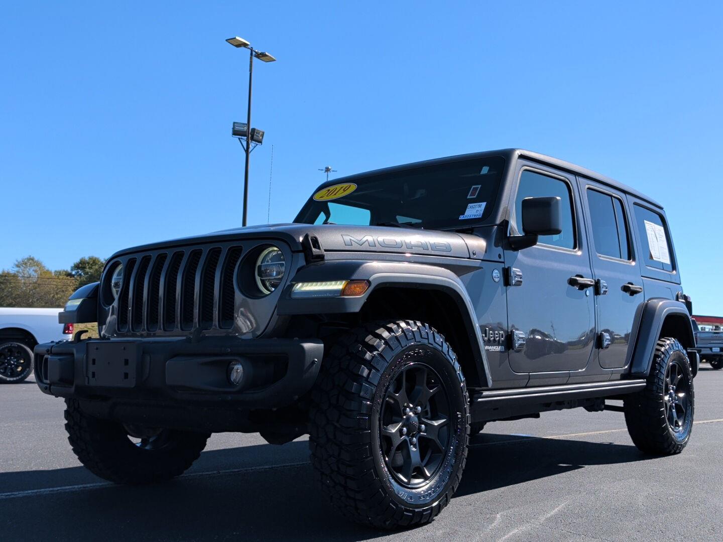 Gray (Granite Crystal Metallic Clearcoat) 2019 Jeep Wrangler SUV / Crossover Four-Wheel Drive Automatic