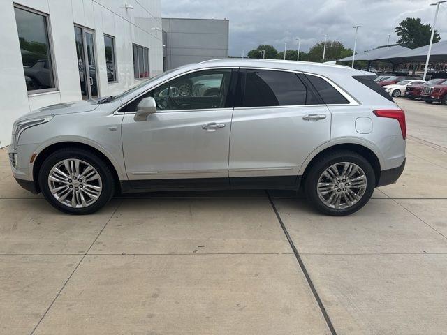 Radiant Silver Metallic 2018 Cadillac XT5 Premium Luxury FWD SUV / Crossover Front-Wheel Drive 8-Speed Automatic