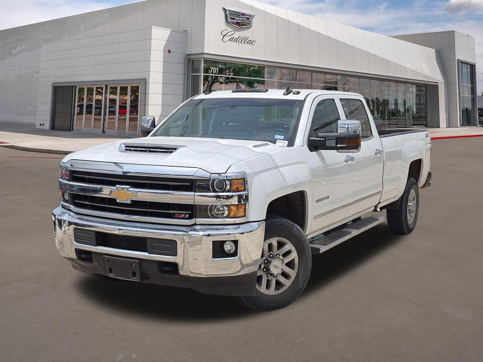 Summit White 2019 Chevrolet Silverado 3500HD Pickup Truck Four-Wheel Drive 6-Speed Automatic