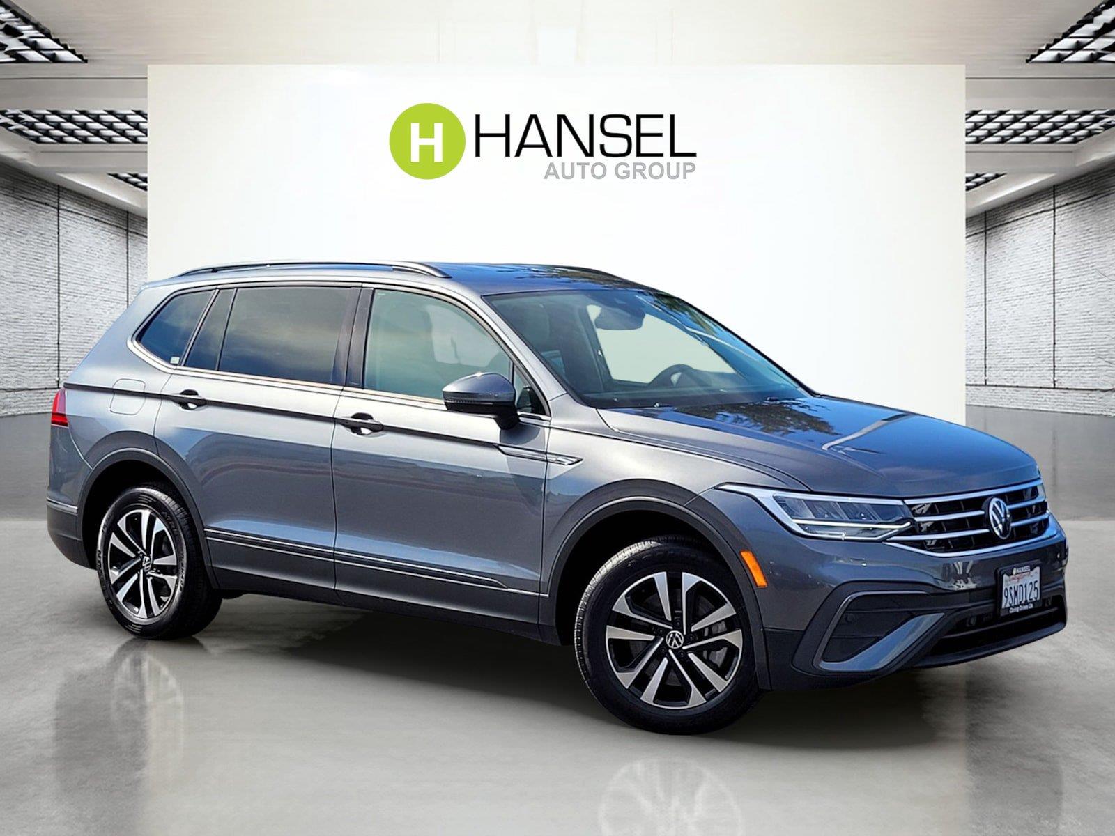 Platinum Gray Metallic 2022 Volkswagen Tiguan SUV / Crossover All-Wheel Drive Automatic