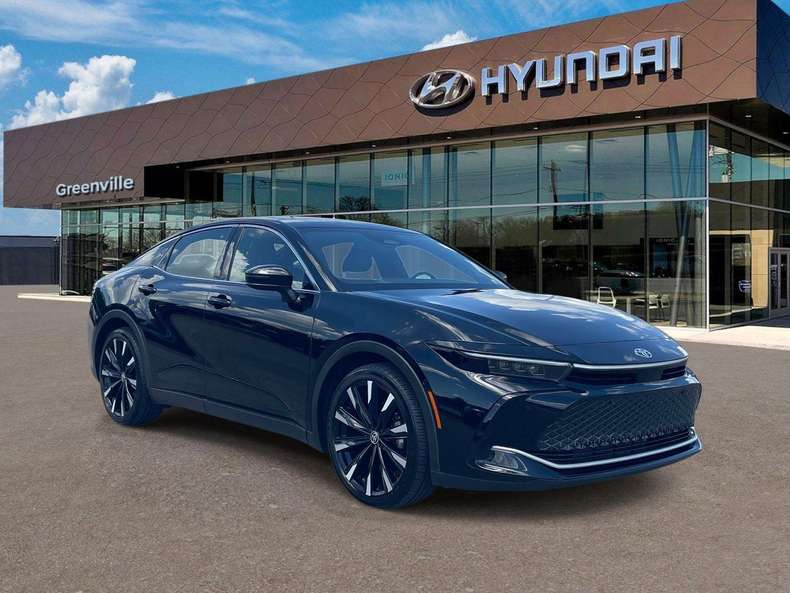 2023 Toyota Crown Platinum AWD