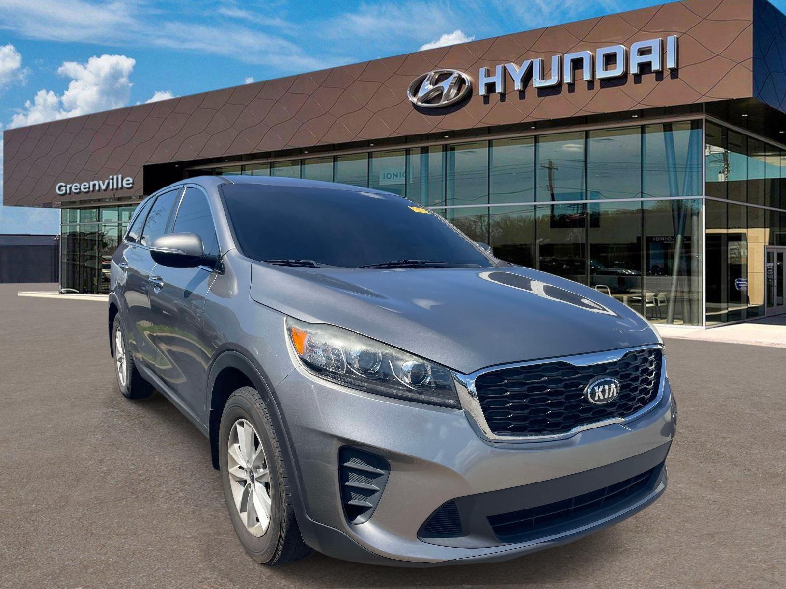 Titanium Silver 2019 Kia Sorento SUV / Crossover Front-Wheel Drive Automatic