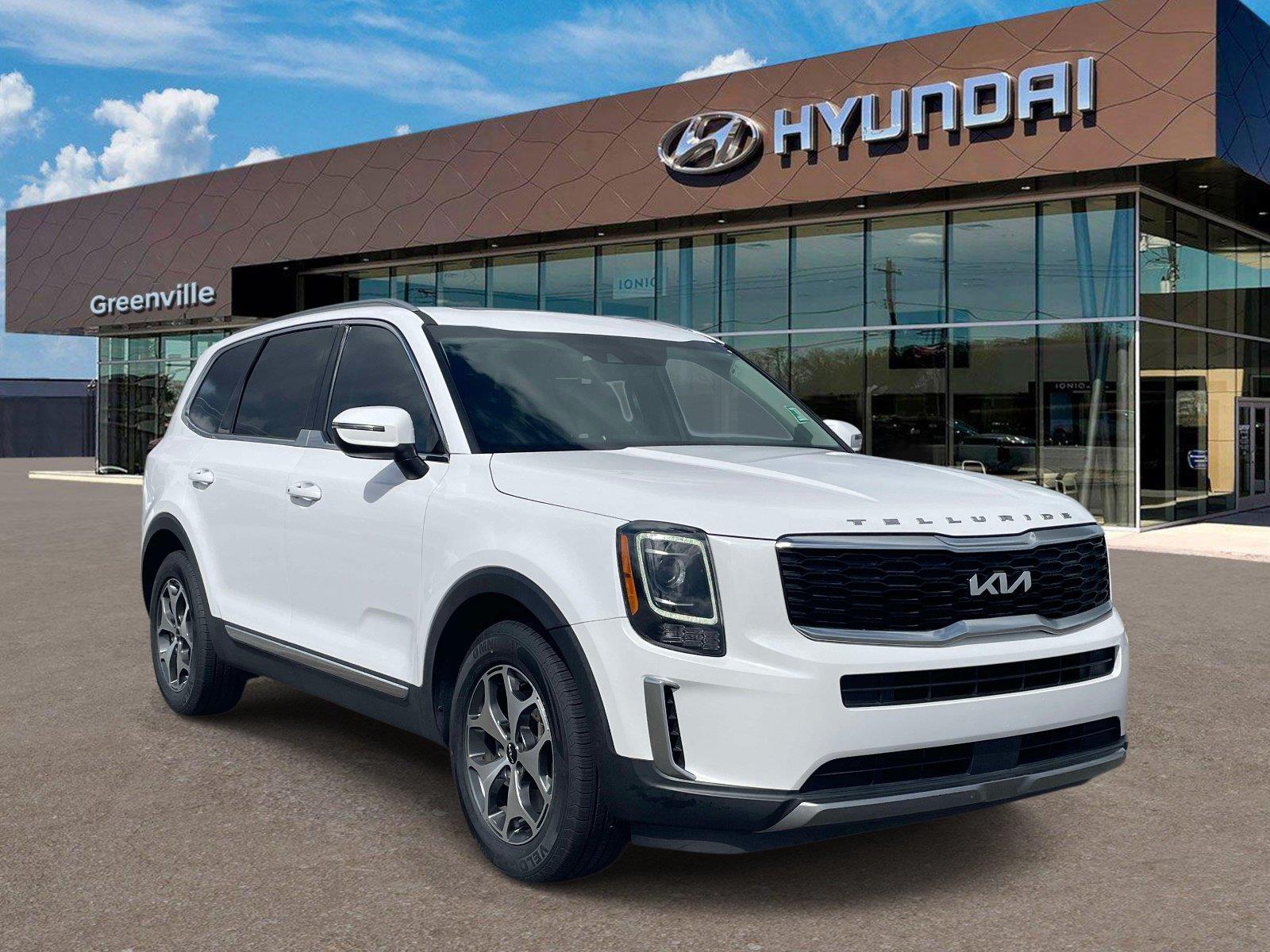 Glacial White Pearl 2022 Kia Telluride SUV / Crossover Front-Wheel Drive Automatic