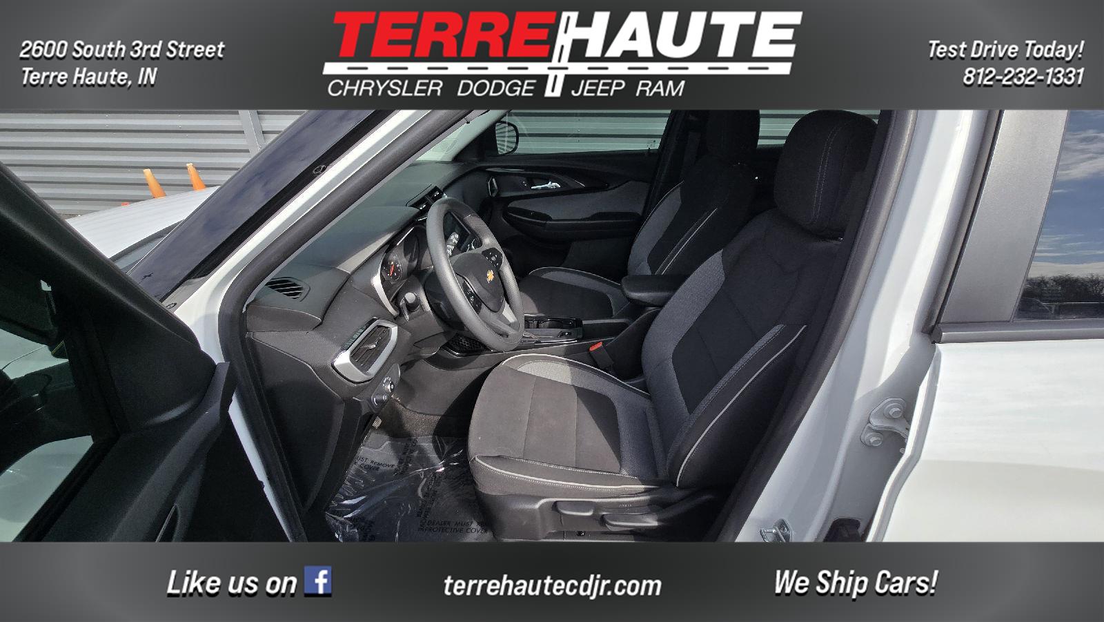 View vehicle photo 2