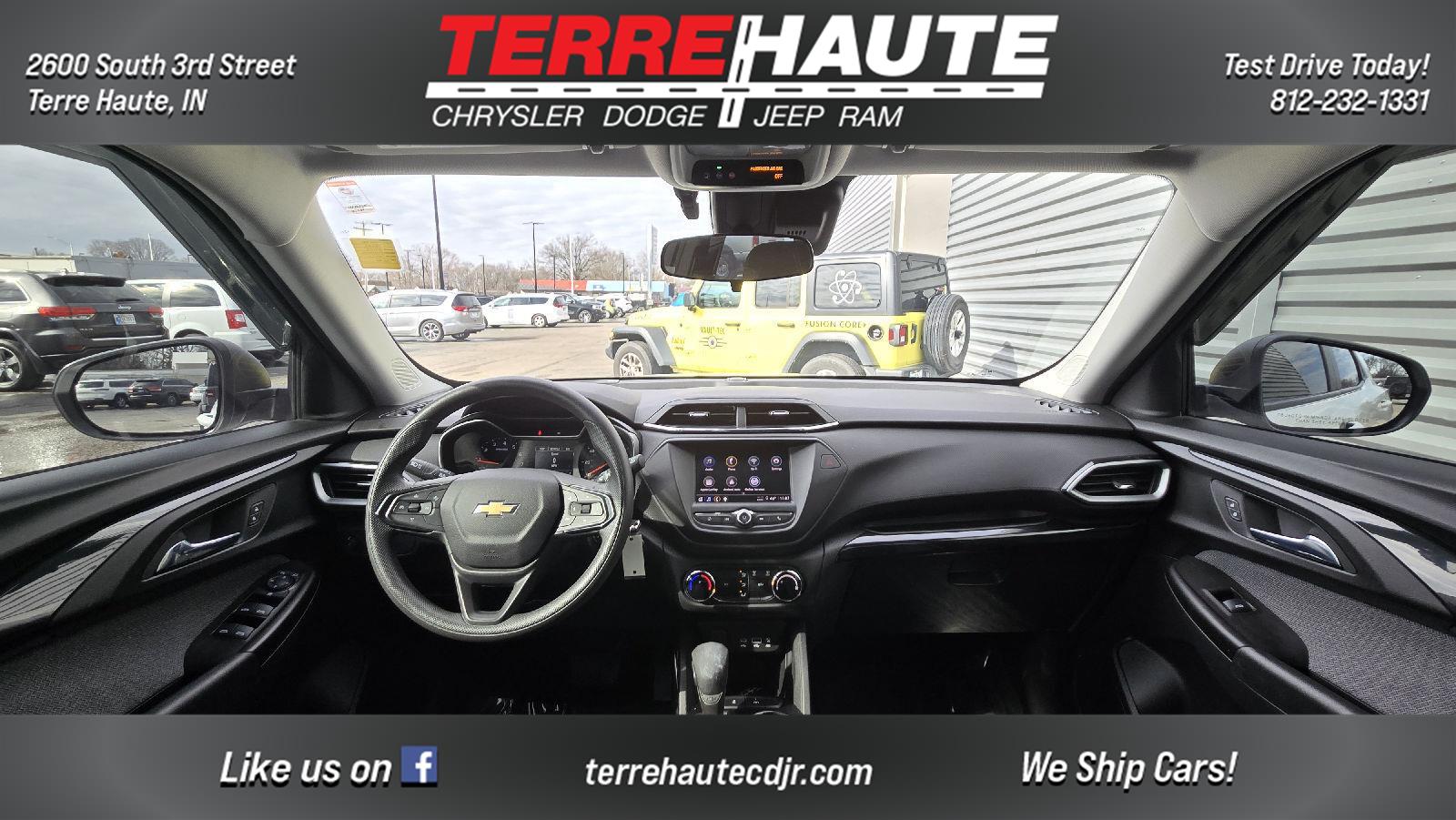 View vehicle photo 3