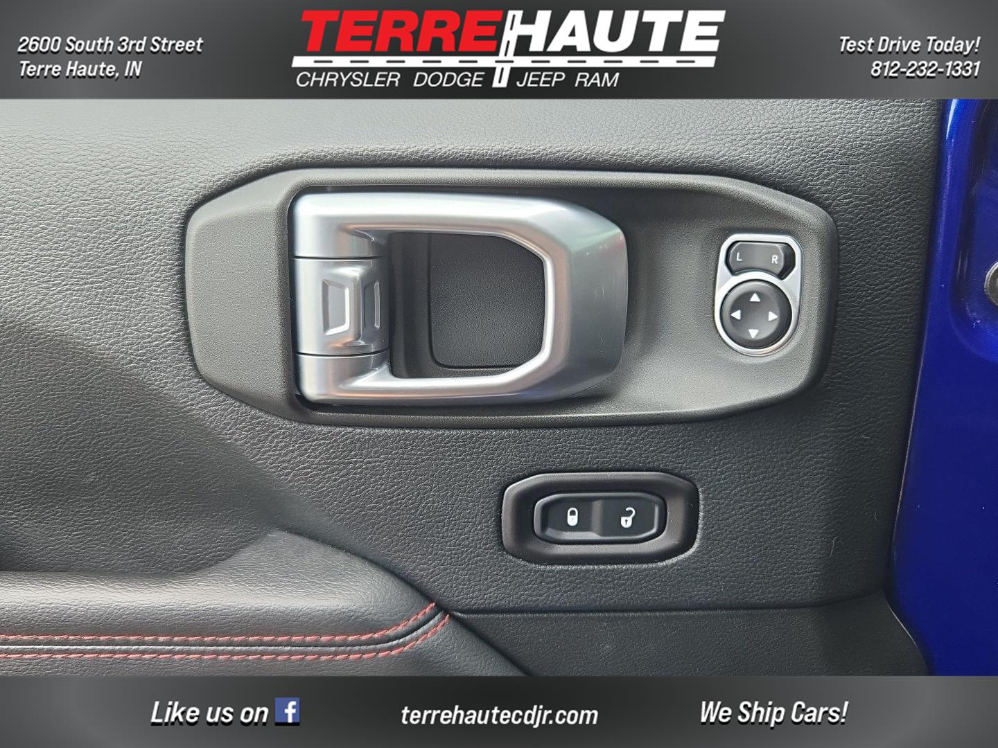 View vehicle photo 7