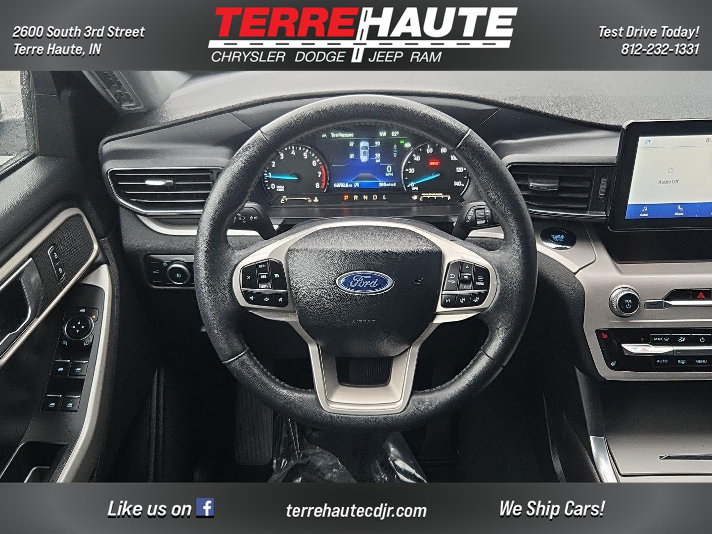 View vehicle photo 7