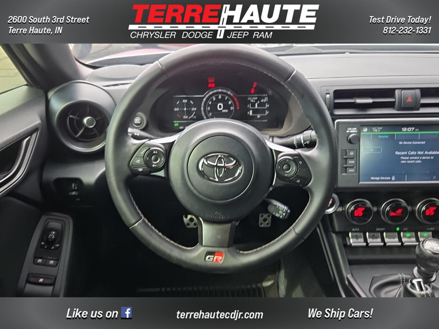 View vehicle photo 7