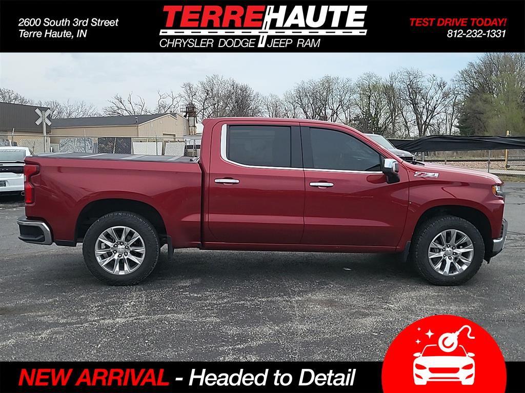 View vehicle photo 5