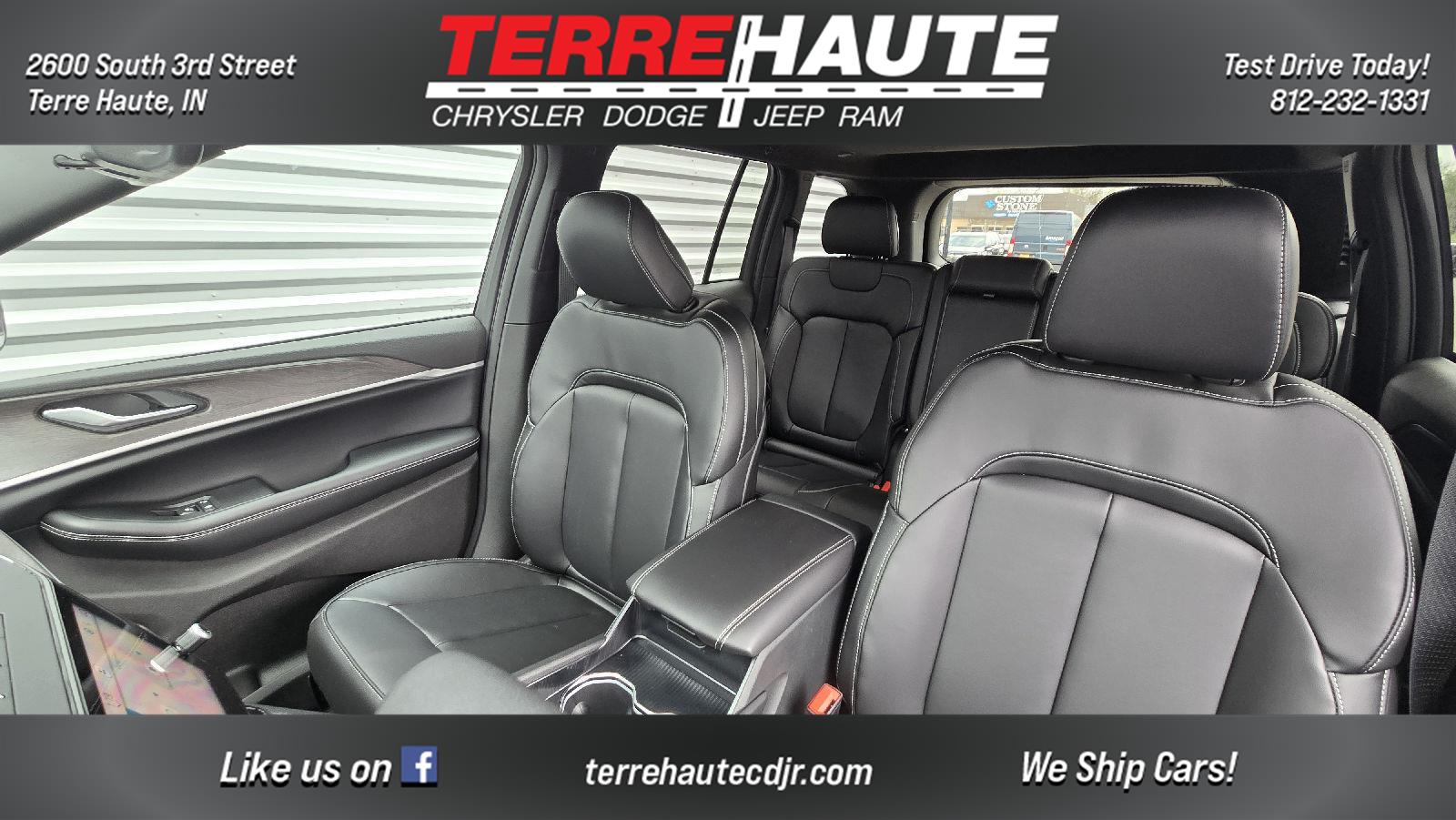 View vehicle photo 7