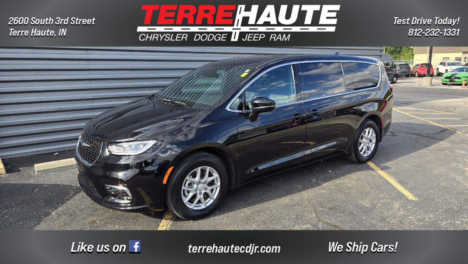 2025 Chrysler Pacifica Select FWD
