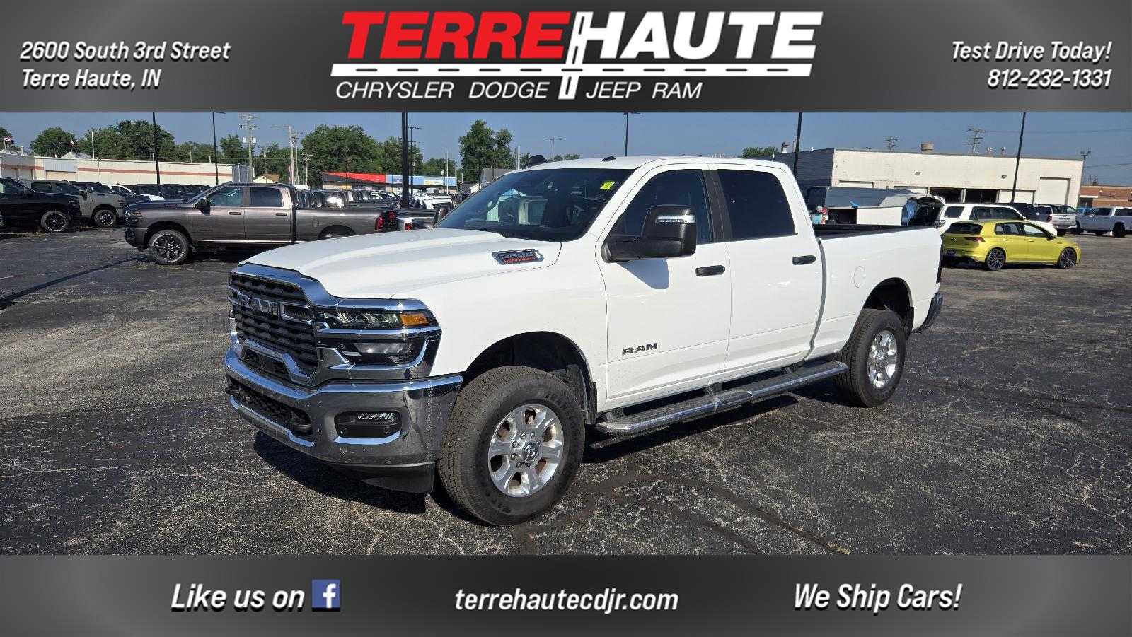 Bright White Clearcoat 2026 RAM 2500 Pickup Truck Four-Wheel Drive 8-Speed Automatic