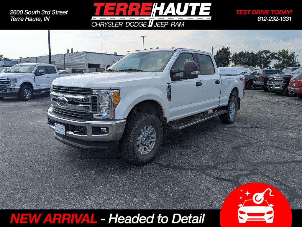 Oxford White 2017 Ford F-250 Super Duty Pickup Truck Four-Wheel Drive 6-Speed Automatic