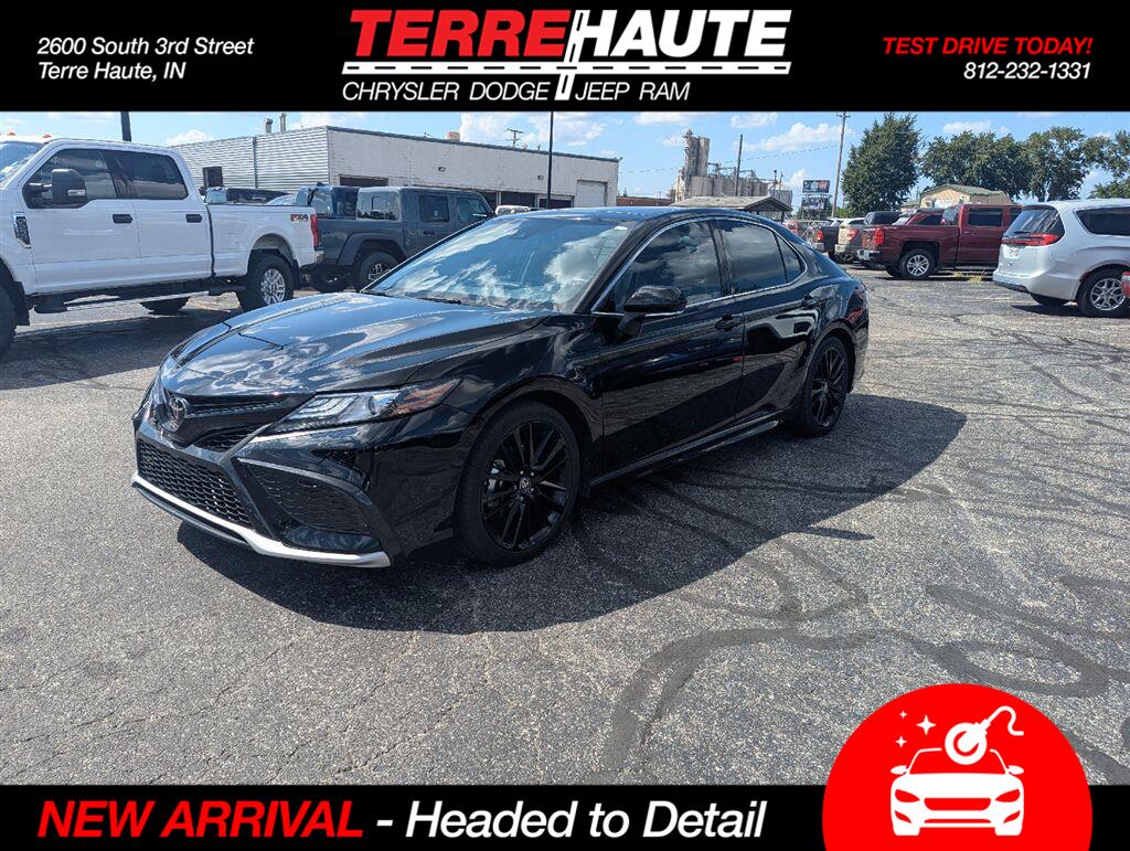 Midnight Black Metallic 2023 Toyota Camry Sedan Front-Wheel Drive 8-Speed Automatic