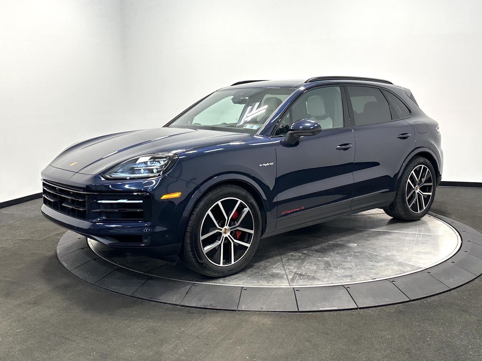 Algarve Blue Metallic 2025 Porsche Cayenne S AWD SUV / Crossover All-Wheel Drive Automatic