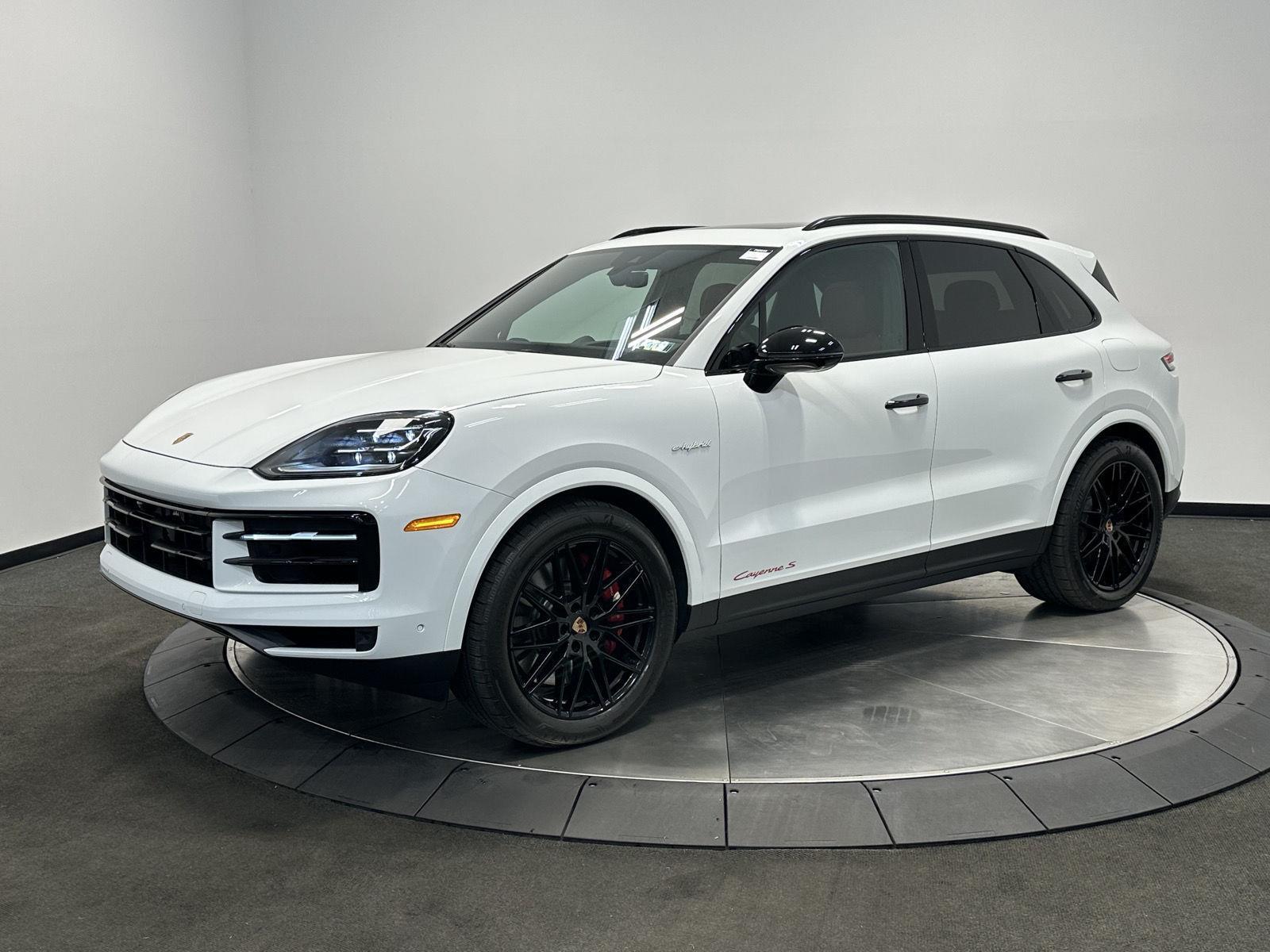 White 2026 Porsche Cayenne S AWD SUV / Crossover All-Wheel Drive Automatic